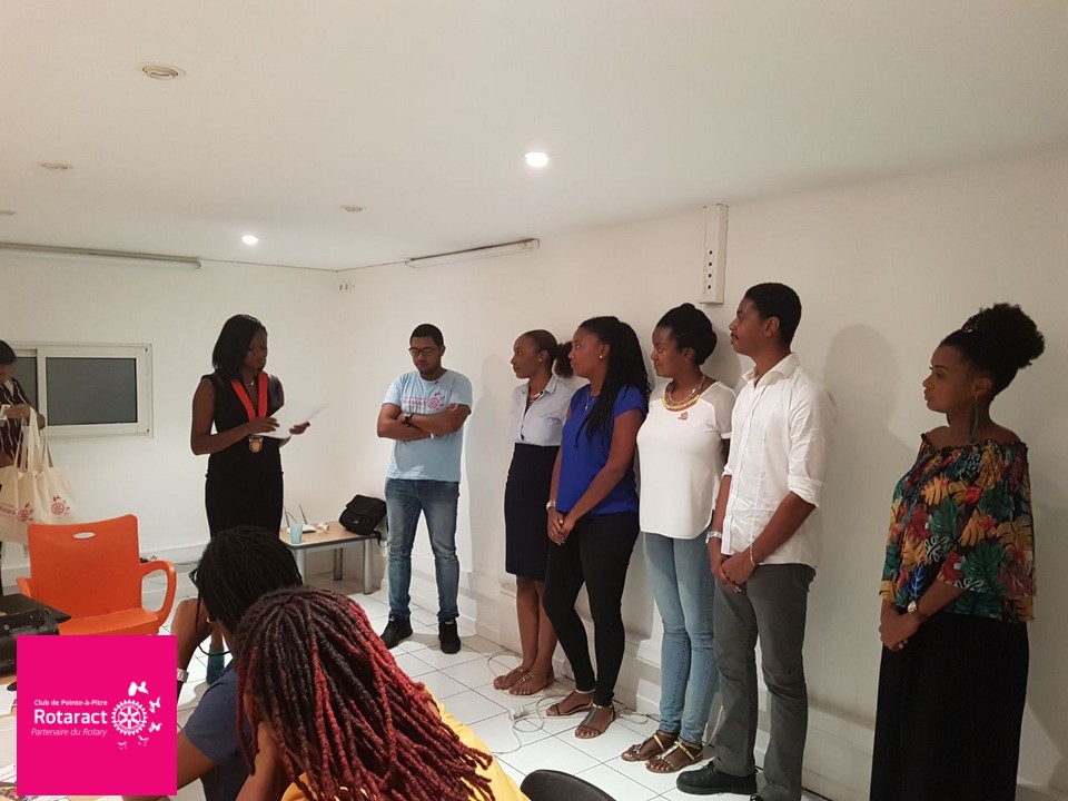 Discours de la présidente avant l'intronisation des nouveaux Rotaractiens du Club Rotaract de Pointe-à-Pitre