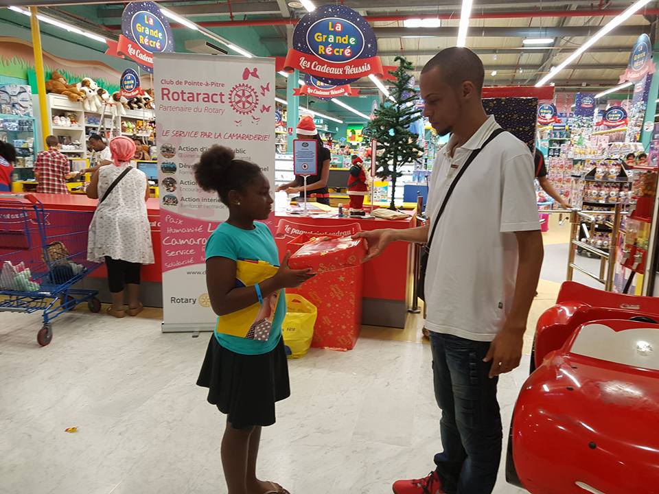 Collecte de cadeaux 2016